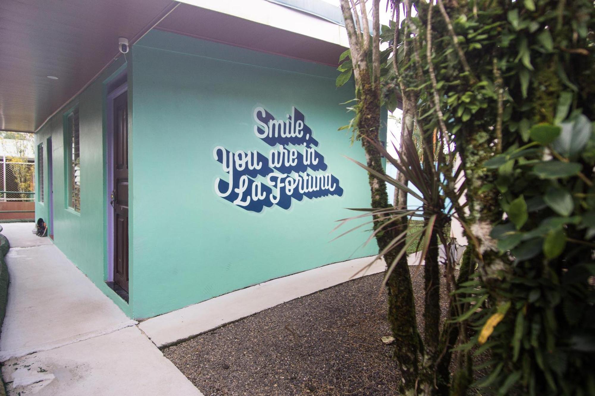 Pura Vibra Hostel La Fortuna Εξωτερικό φωτογραφία